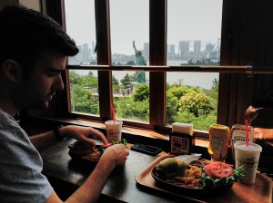 Tokio - Japón - Odaiba - Isla - Hamburguesa