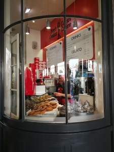 Lindo - UK - Travel - Cookies